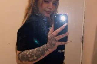 🍑💦👅SEXY WET AND SO HARD TO FOR... - Image 1