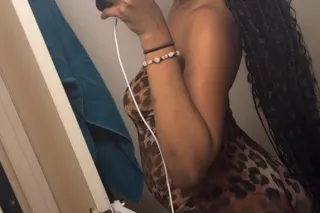 😻🍫💦✨INCALLS Available 🥰🍑 Prett... - Image 2